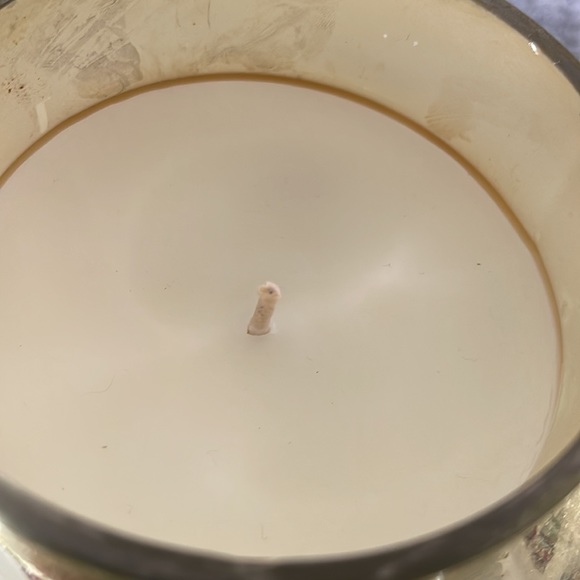 NWT Anthropologie Capri Blue iconic Volcano fragrance candle. Sold out online! - Picture 5 of 7